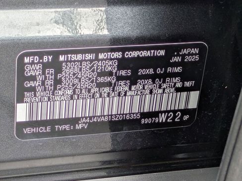 Used 2025 Mitsubishi Outlander SE image 27