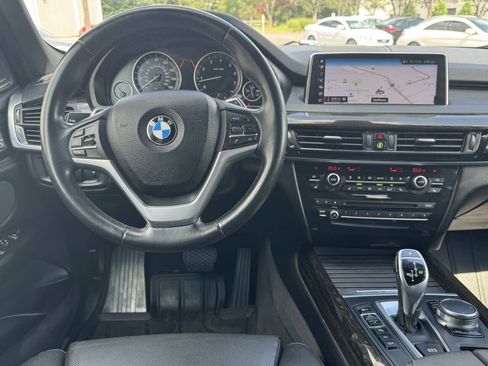 Used 2018 BMW X5 xDrive50i AWD/4WD image 12