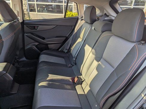 Used 2021 Subaru Crosstrek 2.0i Premium w/ Moonroof Package AWD/4WD image 26