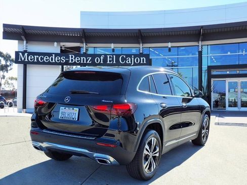 Used 2025 Mercedes-Benz GLA 250 4MATIC image 3