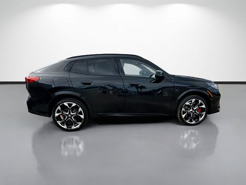 New 2026 BMW X2 xDrive28i w/ Technology Package AWD/4WD image 2