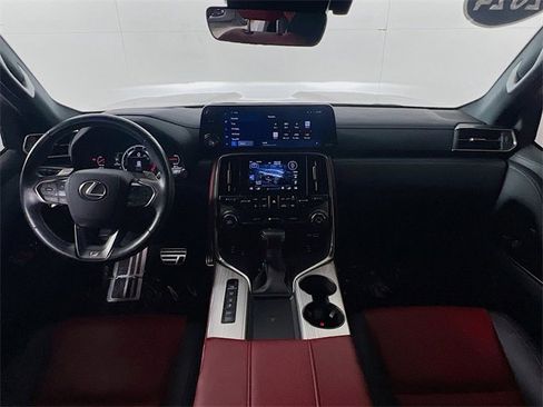 Used 2024 Lexus LX 600 F Sport image 27