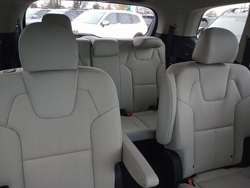 New 2025 Kia Telluride EX image 8