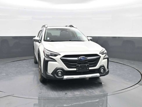 Used 2023 Subaru Outback Touring XT image 2