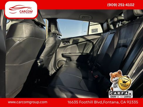 Used 2016 Toyota Prius Four Touring FWD image 22