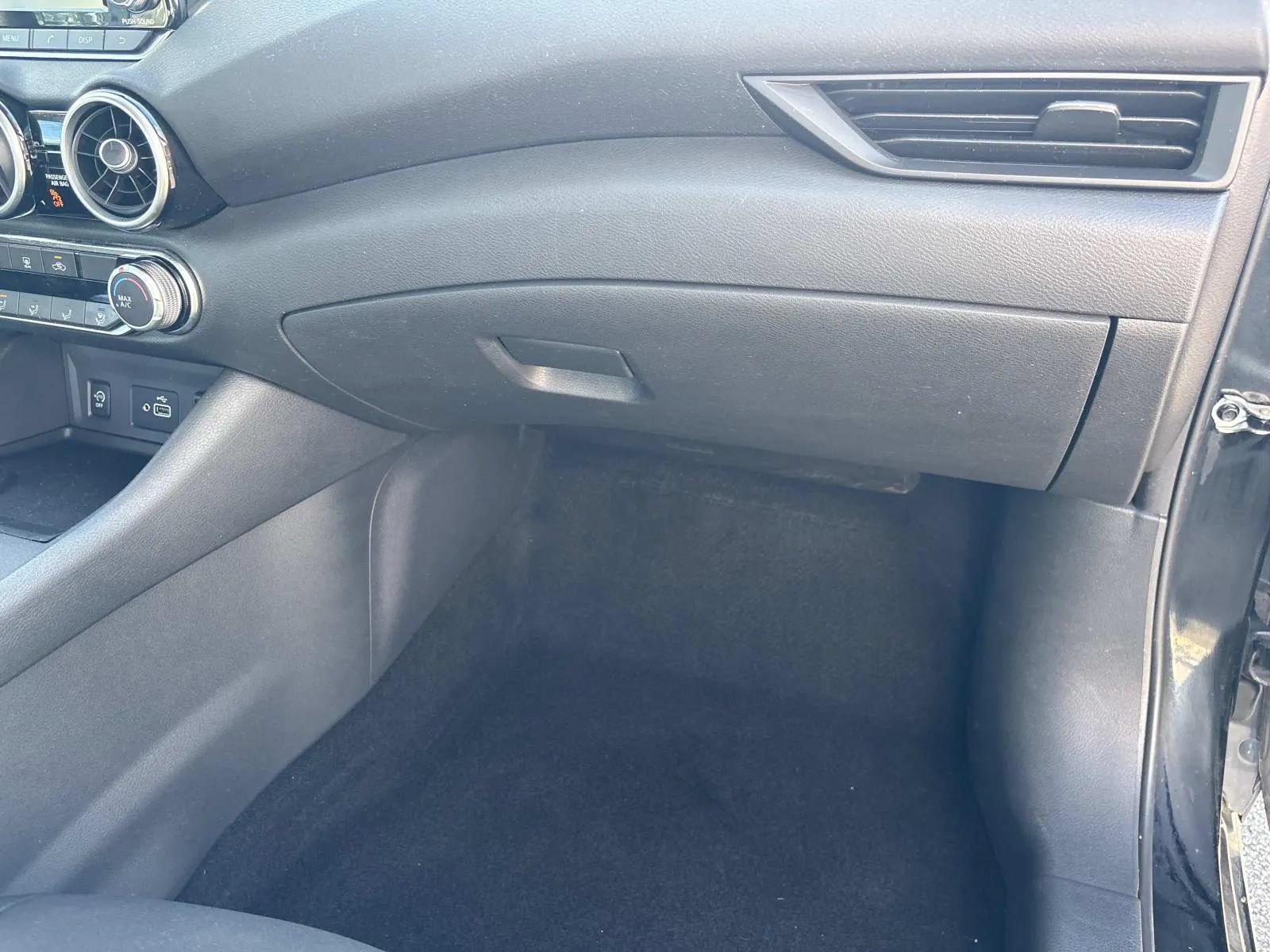 Used 2024 Nissan Sentra S FWD image 21