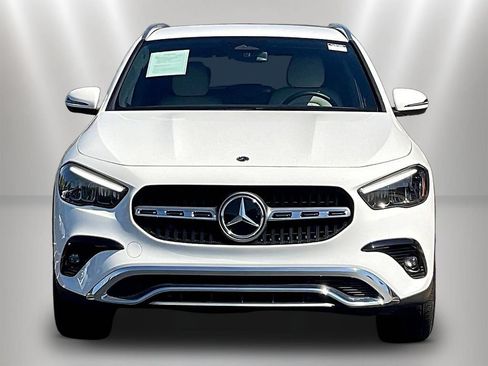Used 2025 Mercedes-Benz GLA 250 4MATIC image 2