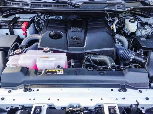 Used 2025 Toyota Tundra SR5 w/ SR5 Convenience Package image 26