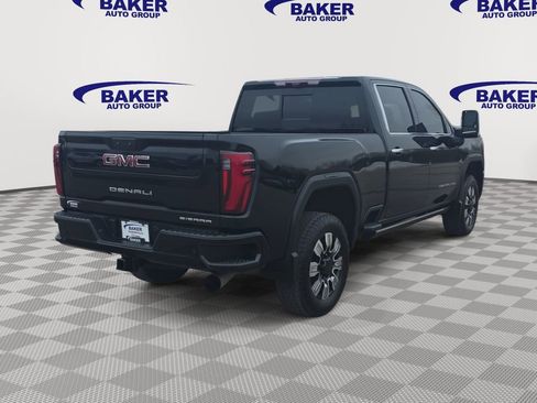 Used 2024 GMC Sierra 2500 Denali w/ Denali Reserve Package image 5