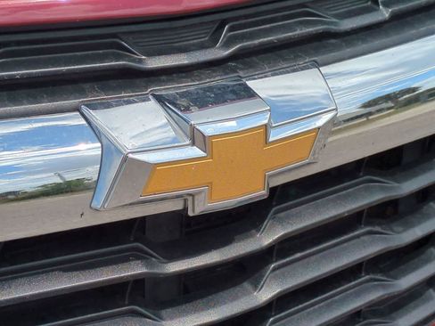 Used 2025 Chevrolet TrailBlazer LT AWD/4WD image 29