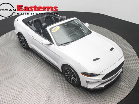 Used 2022 Ford Mustang Premium RWD image 3