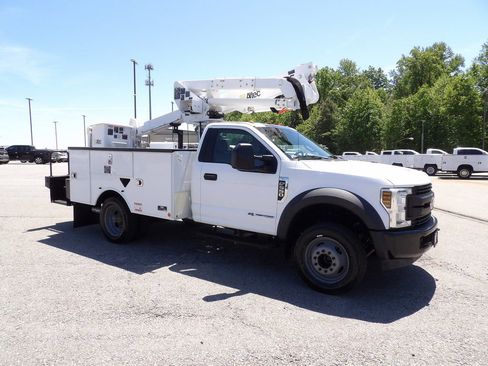 Used 2019 Ford F550 2WD Regular Cab Super Duty image 22
