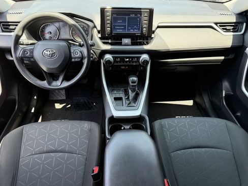 Used 2021 Toyota RAV4 XLE FWD image 11