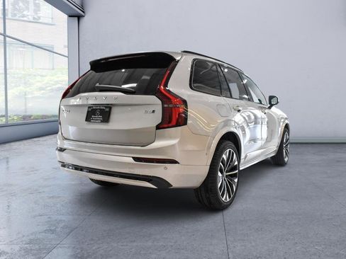Used 2026 Volvo XC90 B6 Ultra w/ Lounge Package AWD/4WD image 5