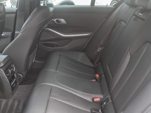 Used 2023 BMW M340i RWD image 15