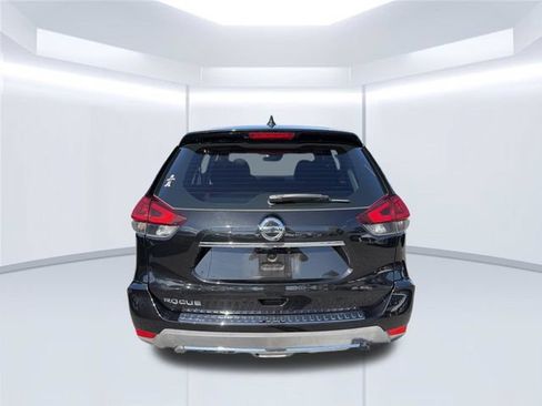 Used 2020 Nissan Rogue S FWD image 7