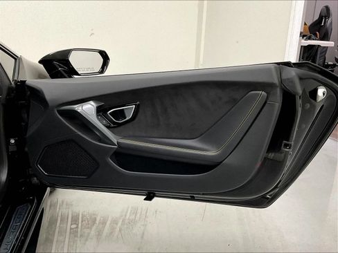 Used 2017 Lamborghini Huracan LP 580-2 RWD image 15