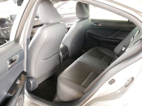 Certified 2021 Lexus IS 300 w/ Comfort Package image 22