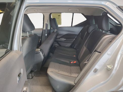 Used 2023 Nissan Kicks SV image 24