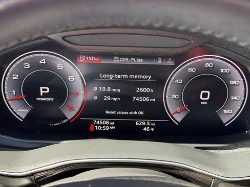 Used 2019 Audi Q8 Premium Plus w/ Premium Plus image 17