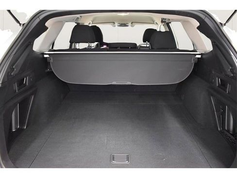 Used 2022 Subaru Outback Premium image 18