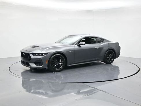 Used 2024 Ford Mustang GT image 5