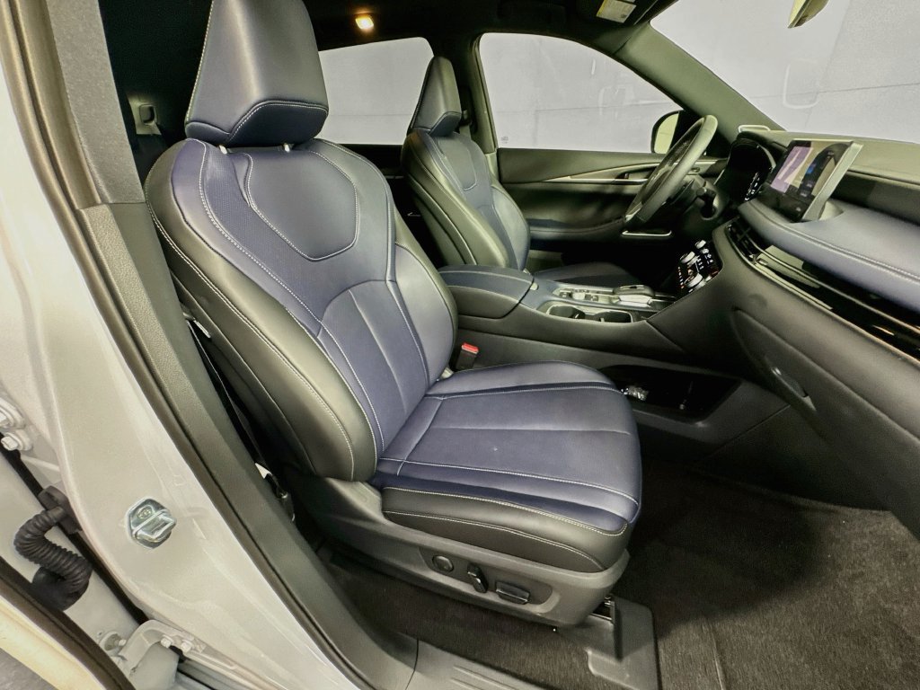 Certified 2027 INFINITI QX60 Sport w/ Dark Cargo Package AWD/4WD image 40