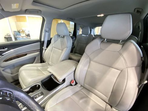 Used 2020 Acura MDX w/ Technology Package AWD/4WD image 13