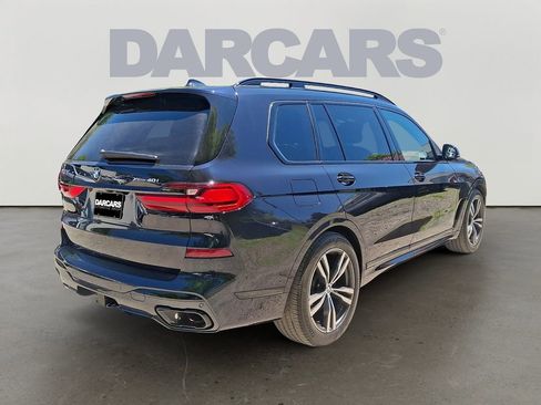 Used 2022 BMW X7 xDrive40i w/ M Sport Package AWD/4WD image 6