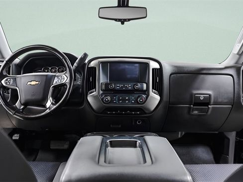 Used 2018 Chevrolet Silverado 1500 LT image 9