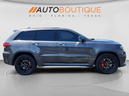 Used 2021 Jeep Grand Cherokee SRT w/ Trailer Tow Group IV AWD/4WD image 6