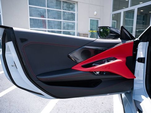 Used 2023 Chevrolet Corvette Stingray Preferred Cpe w/ Z51 Performance Package RWD image 27