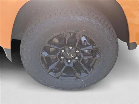 New 2025 Chevrolet Colorado Z71 w/ Midnight Edition image 10