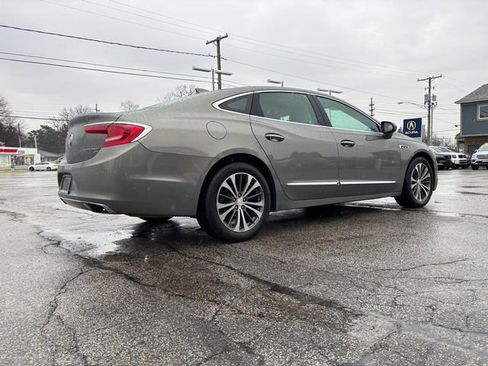 Used 2017 Buick LaCrosse Premium image 6