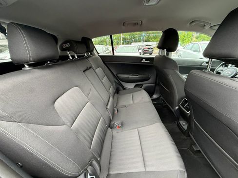 Used 2017 Kia Sportage LX AWD/4WD image 41