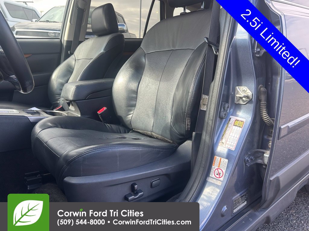 Used 2014 Subaru Outback 2.5i Limited w/ Moonroof Package AWD/4WD image 2