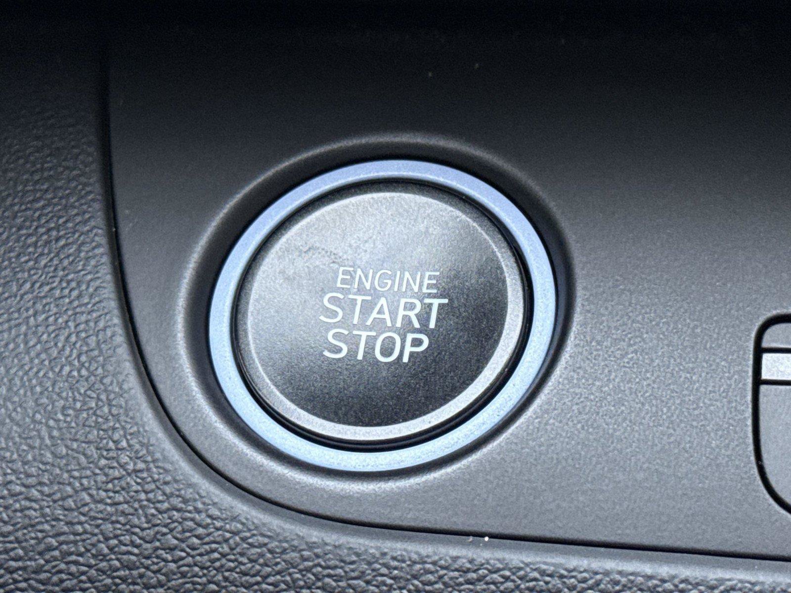 Used 2025 Hyundai Elantra N FWD image 32