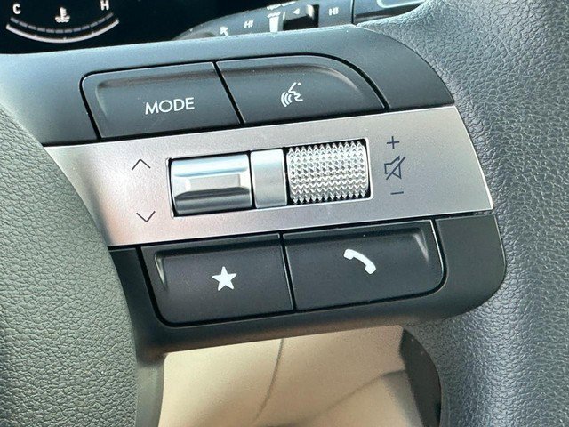 Used 2026 Hyundai Tucson SEL Plus AWD/4WD image 12