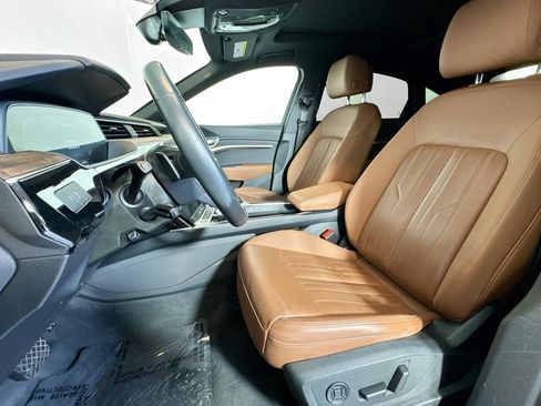 Used 2022 Audi e-tron Premium image 18