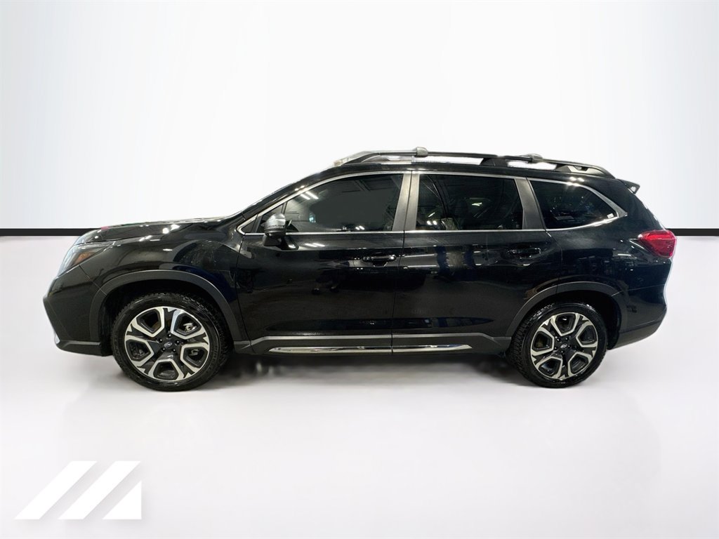 Used 2023 Subaru Ascent Limited w/ Technology Package AWD/4WD image 8