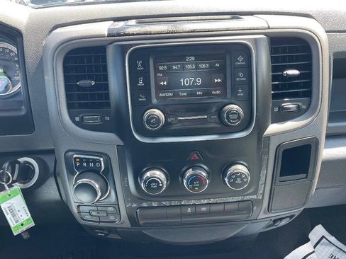 Used 2018 RAM 1500 Express w/ Express Value Package AWD/4WD image 19