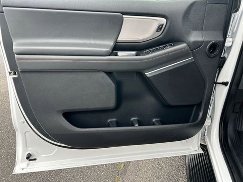Used 2025 Ford Expedition Max Active RWD image 12