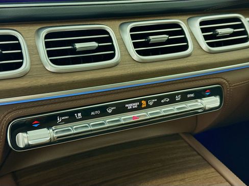 New 2026 Mercedes-Benz GLE 53 AMG 4MATIC Coupe image 17