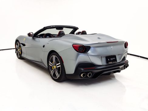 Certified 2019 Ferrari Portofino RWD image 2