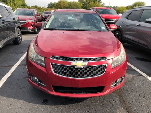 Used 2012 Chevrolet Cruze LT w/ RS Package FWD image 2