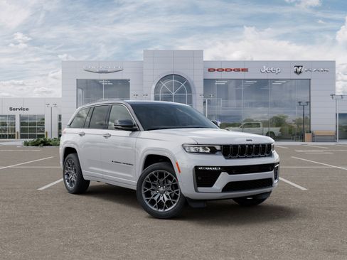 New 2026 Jeep Grand Cherokee Summit w/ Obsidian Package AWD/4WD image 31