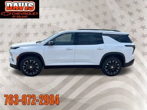 New 2026 Chevrolet Traverse LT w/ Sun and Wheel Package AWD/4WD image 3