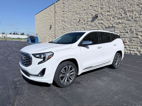 Used 2018 GMC Terrain Denali w/ Advanced Safety Package AWD/4WD image 1