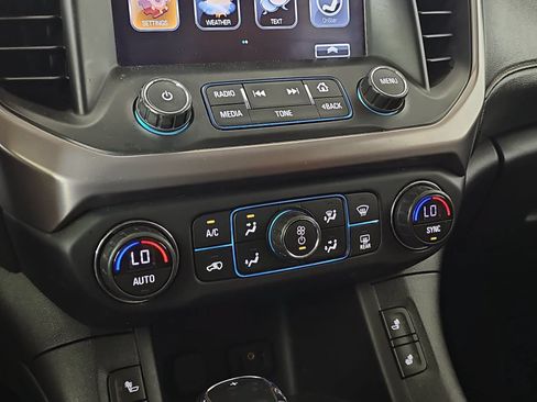 Used 2017 GMC Acadia SLT AWD/4WD image 22