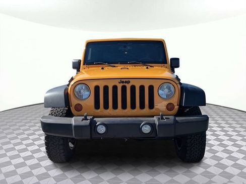 Used 2013 Jeep Wrangler Unlimited Rubicon w/ Connectivity Group AWD/4WD image 7